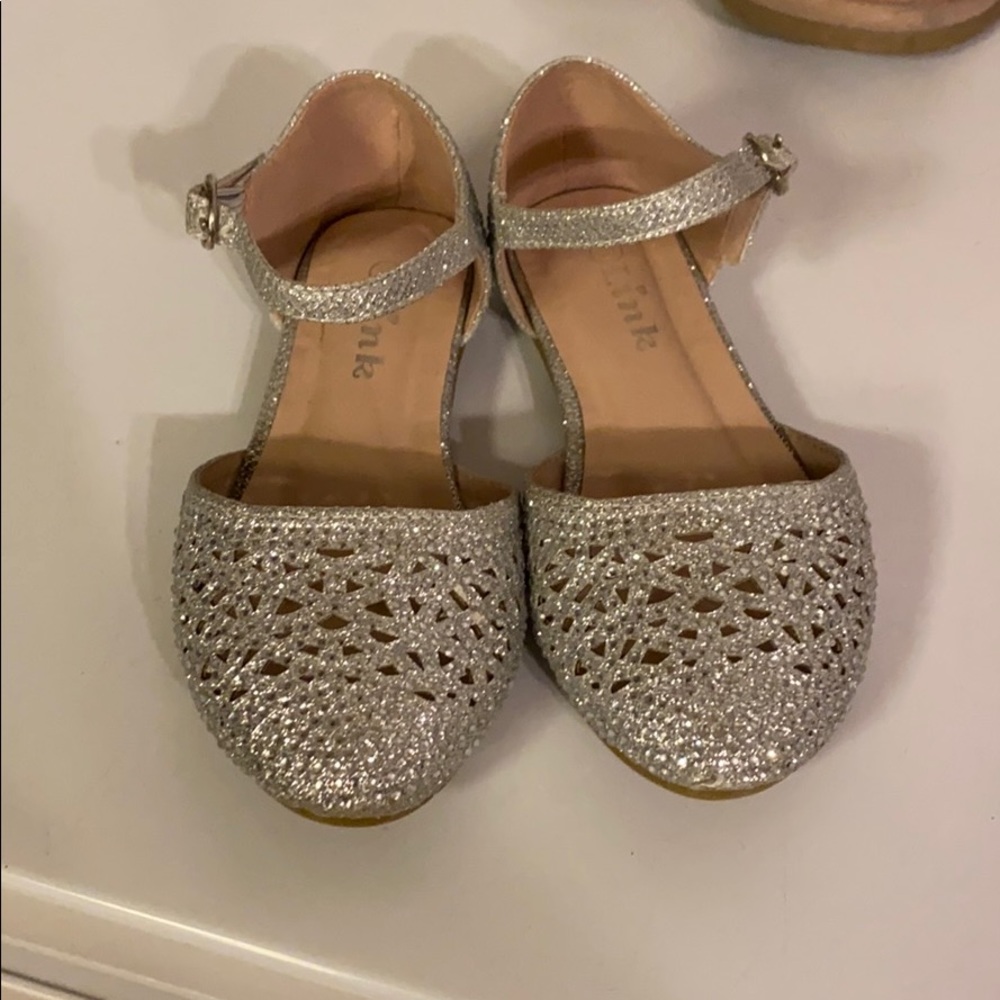 Girls shoe